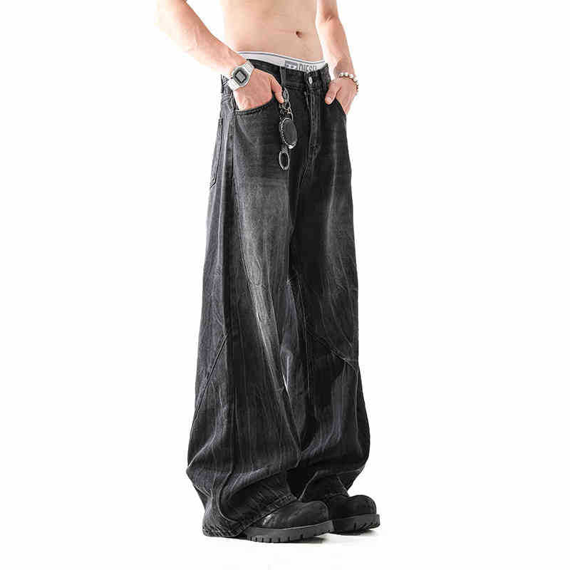 Lightning Pattern Washed Straight Jeans