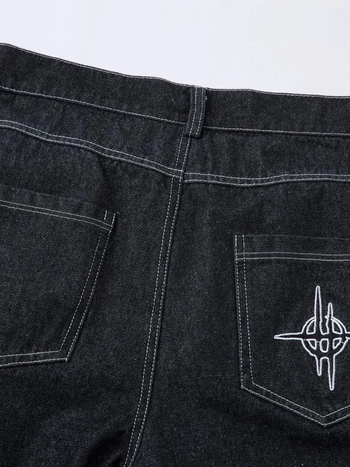 b050e0a01bf0479fb28e30c9ab5f2058-Max-Origin