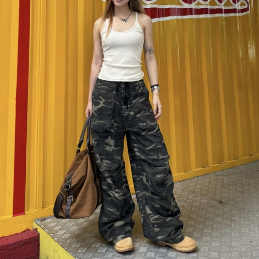 Straight Pleated Camouflage Jeans
